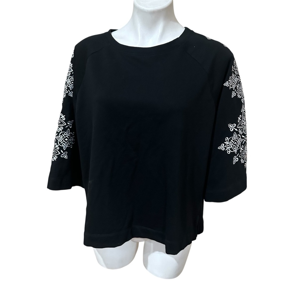 Ruby Rd. Black Boxy Tee With White Embroidered Sl… - image 1